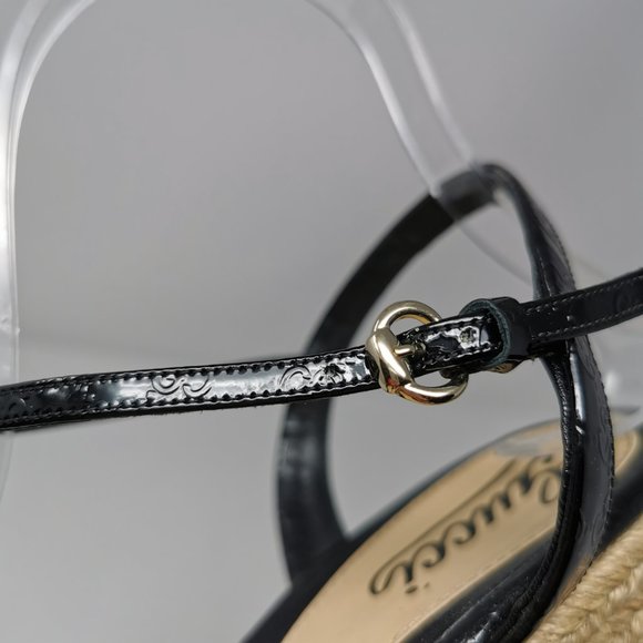 Gucci Black Patent Leather Wedge Platform Peep Toe Sandal GG Embossed Logo Heels - Picture 8 of 14